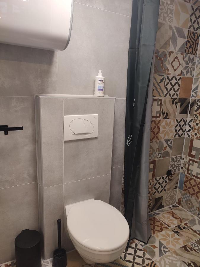 Apartman Dux 2 Károlyváros Kültér fotó